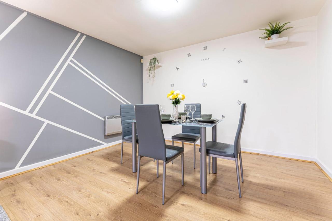 Riley House Spacious City Apartment Κόβεντρι Εξωτερικό φωτογραφία