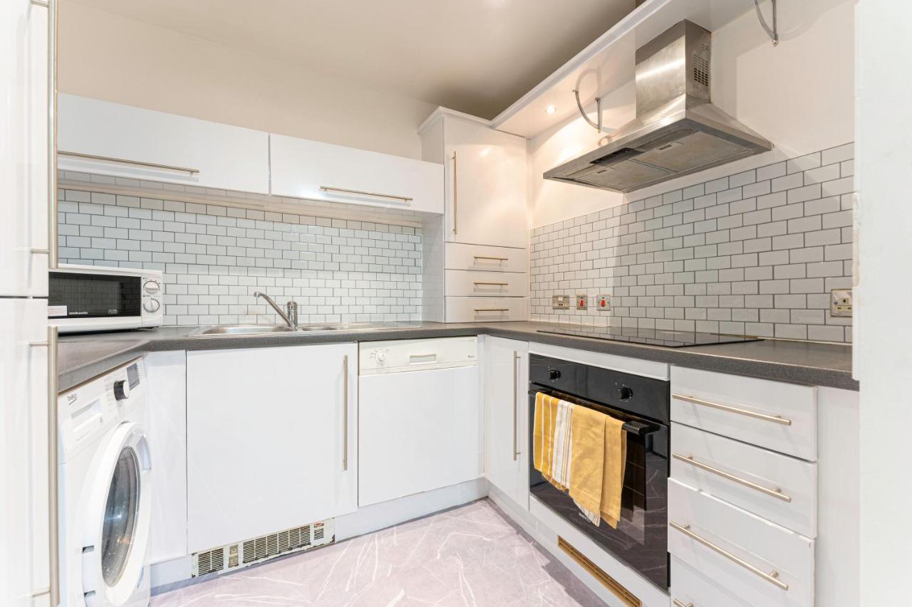 Riley House Spacious City Apartment Κόβεντρι Εξωτερικό φωτογραφία