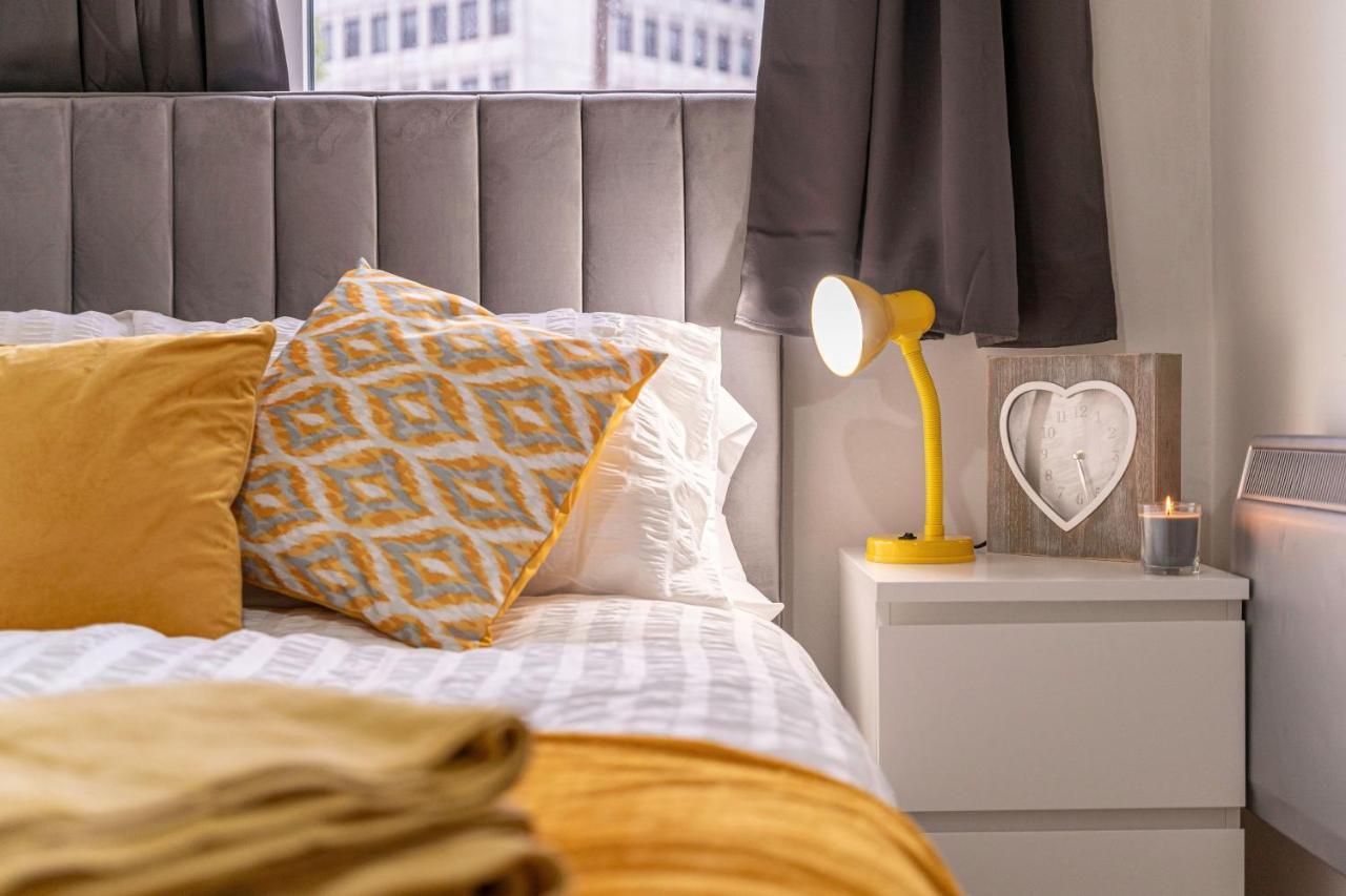 Riley House Spacious City Apartment Κόβεντρι Εξωτερικό φωτογραφία